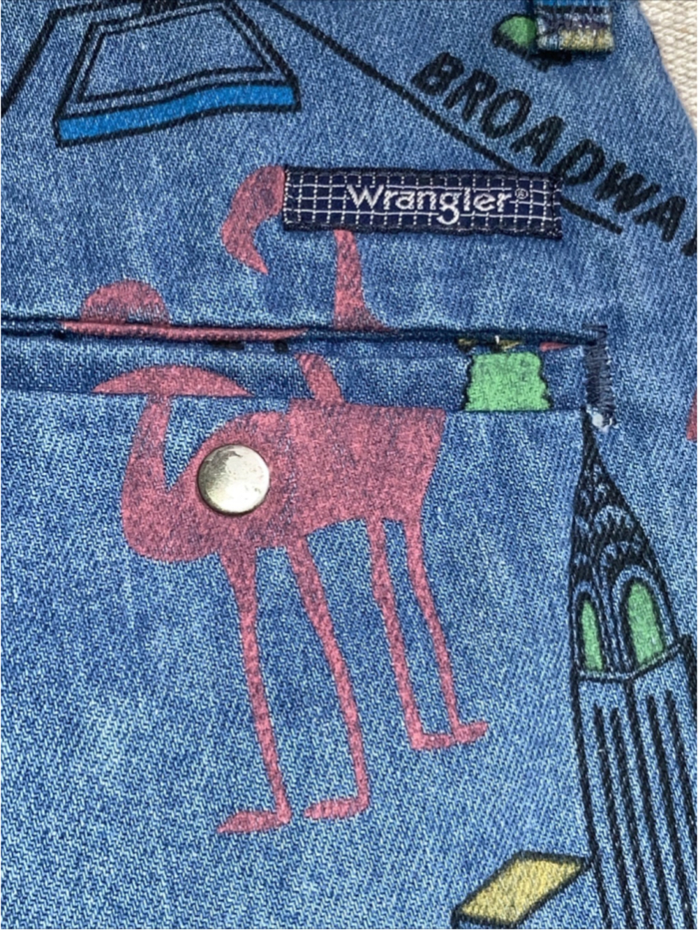 Vintage Wrangler Pink Flamingo Denim Blue Jeans New York All Over Print Womens 9 - Picture 3 of 16
